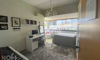 Imagem 6: Apartamento para venda tem 120 metros quadrados com 3 quartos em Três Figueiras - Porto Al