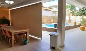 Imagem 3: Casa com piscina para alugar, no condomínio Esplanada do Sol - SJ Campos/SP