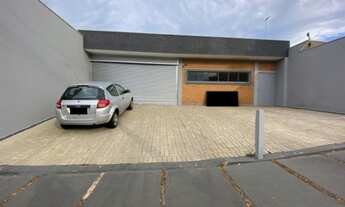 Imagem: Casa para aluguel possui 300 metros quadrados