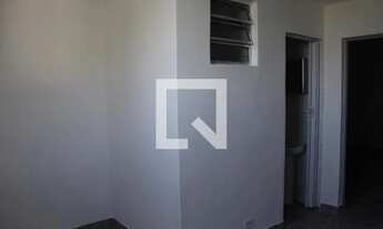 Imagem 7: Casa para Aluguel - Vila Mirandan, 1 Quarto, 80 m2