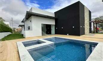 Imagem 3: Casa recém construída de Alto Padrão em Condomínio em Gravatá - Pernambuco