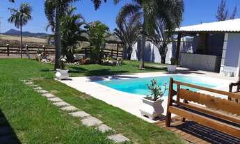 Imagem 2: Casa mobiliada para locação na Marina - Armação dos Búzios - RJ com canal navegável