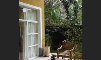 Imagem 4: Casa de condomínio para venda tem 300 metros quadrados com 4 quartos