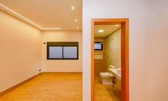 Imagem 7: Casa de condomínio térrea para venda com 350 metros quadrados com 4 quartos