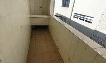 Imagem 4: Apartamento para venda possui 75 metros quadrados com 2 quartos em Embaré - Santos - SP