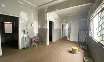 Imagem 5: Casa para aluguel tem 200 metros quadrados com 4 quartos em Centro - Bauru - SP