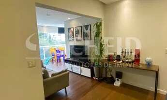 Imagem 7: Apartamento com ampla varanda em andar alto, ao lado da Estação Adolfo Pinheiro do Metrô