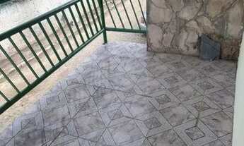 Imagem 3: Vendo esse prédio no centro de berimbau !