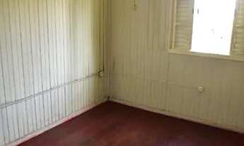 Imagem 7: Sozinha, 4 vagas, 2 quartos, pátio frente e fundos