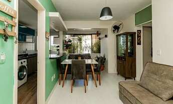 Imagem 2: Apartamento com 2 Dormitorio(s) localizado(a) no bairro Teresópolis em Porto Alegre / Re