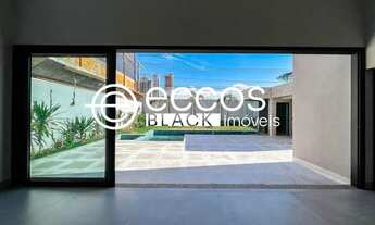 Imagem 2: Casa em condomínio à venda, 4 quartos, 4 suítes, 3 vagas, JARDIM KARAÍBA - Uberlândia/MG