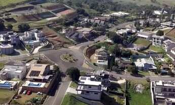 Imagem 2: Casa de condomínio sobrado para venda possui 884 metros quadrados com 5 quartos