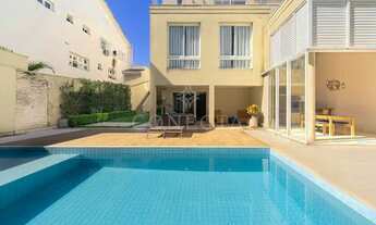 Imagem 2: Alphaville 02 Casa com 4 dormitórios