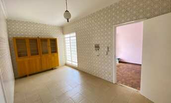 Imagem 7: Casa para aluguel possui 300 metros quadrados com 4 quartos em Jardim Carvalho - Bauru - S