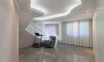 Imagem 2: Casa à Venda - Trevo, 5 Quartos, 700 m2