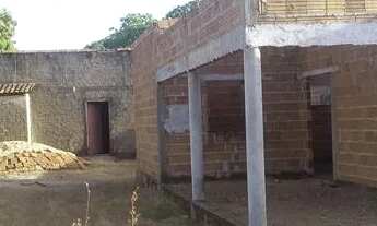 Imagem 3: Casa com barraco