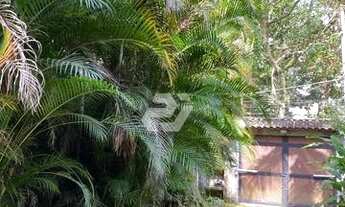 Imagem 6: Casa para aluguel e venda possui 700 metros quadrados com 5 quartos