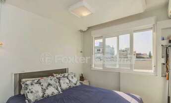 Imagem 9: Apartamento para venda possui 72 metros quadrados com 3 quartos em São João - Porto Alegre