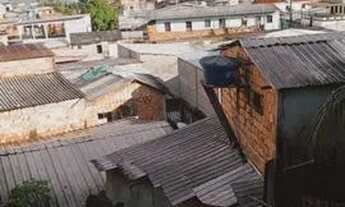 Imagem 3: Vende-se está casa no valor de (75,000 mil) ,fica localizada na compensa 2