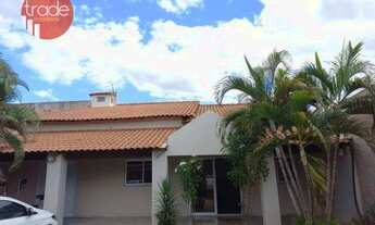 Imagem 3: Casa a venda no Bairro: Parque dos Flamboyans .O imóvel conta com 03 dormitórios, sendo 02