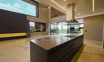 Imagem 4: Casa à venda em Campinas, Loteamento Mont Blanc Residence, com 5 suítes, com 940 m²