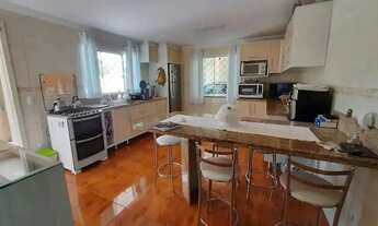 Imagem 5: CASA com 3 dormitórios à venda com 450m² por R$ 1.280.000,00 no bairro Capão Raso - CURITI