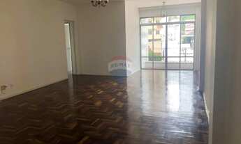 Imagem 3: Espaçoso apartamento de três quartos, sendo um suite, próximo ao Colégio Jesuitas, a merca