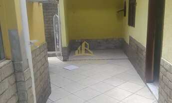 Imagem 2: Casa na Sessenta, com 7 quartos, sendo 2 suítes, 3 banheiros, sala, cozinha, 3 vagas garag