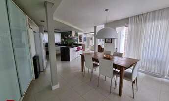 Imagem 5: Casa em Sambaqui