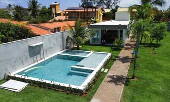 Imagem 2: CASA DE PRAIA, PÉ NA AREIA, COM PISCINA E MUITA ÁREA VERDE EM ITACIMIRIM