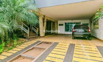 Imagem 6: Casa com 13 Quarto(s) e 4 banheiro(s) para Alugar, 200 m² por R$ 8500 / Mês