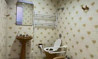 Imagem 10: Alugo Apartamento com 4 dormitórios sendo 1 suite no Centro de Blumenau