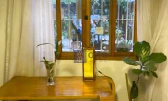 Imagem 4: Encante-se com esta charmosa casa de vila. Um imóvel que combina espaço, conforto e elegân