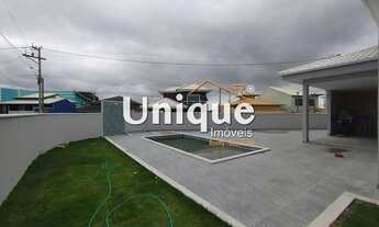 Imagem 2: Casa com 3 suítes e closet, no Solar dos Cantarinos, à venda por R$ 960 mil