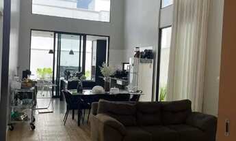 Imagem 2: Casa Térrea no Condomínio Terras Alphaville com 3 Quartos, 2 Suítes e Lazer Completo - Ter