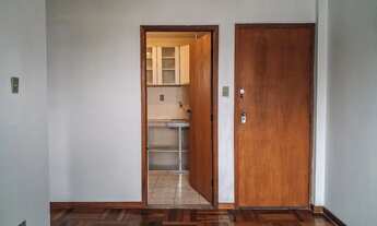 Imagem: 2 quartos com varanda e vaga coberta no