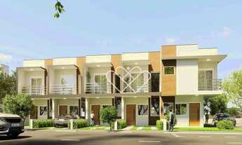 Imagem: Casa com 3 Quartos e Sacada no Bairro Santa