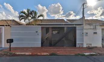 Imagem: Casa térrea no bairro Parque Novos Estados