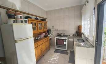 Imagem 5: Casa Padrão - 3 dorms - 1 suíte - 2 banheiros - Sala de Jantar - Bosque dos Eucaliptos