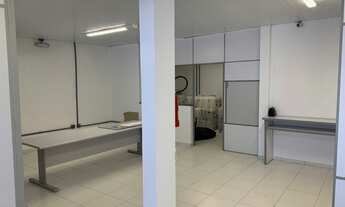 Imagem 4: Prédio comercial c habites