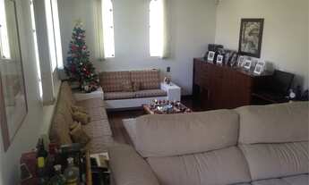 Imagem: Casa para venda tem 219 metros quadrados