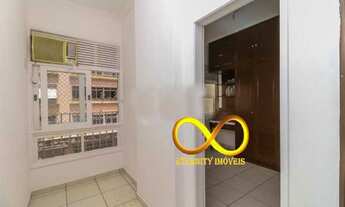 Imagem 5: Apartamento para venda tem 70 metros quadrados com 2 quartos em Copacabana - Rio de Janeir