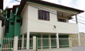 Imagem 6: Casa para venda com 800 metros quadrados com 4 quartos em Centro - Viana - ES