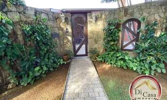 Imagem 3: Casa de Alto Padrão, Vila Santista, lazer com piscina e campo de futebol