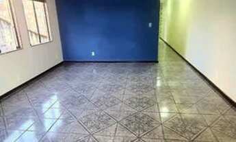 Imagem 4: Amplo sobrado ao lado do comércio e praia