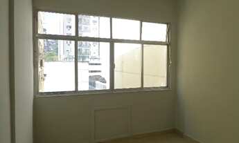 Imagem 2: Próximo UFF/Barcas/Plaza !!! Excelente sala e quarto com vaga !!!