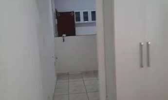 Imagem 2: Kitnete grande 850 metros do metro Liberdade/ Sé