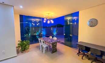 Imagem 2: Casa 4 quartos sendo 2 suítes. Piscina e área gourmet. Energia solar