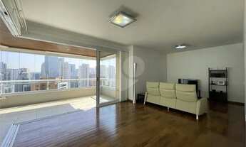 Imagem 7: Reformado, varanda em "L" com vista incrível no Brooklin!