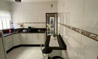 Imagem 6: Casa para venda tem 125 metros quadrados com 3 quartos